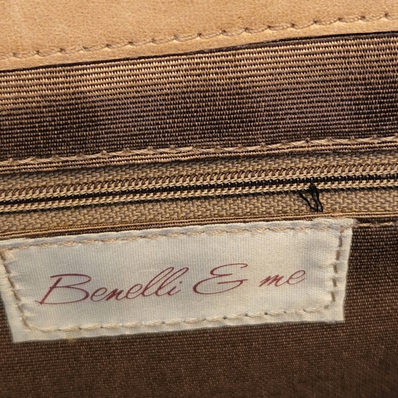 Benelli & Me Shoulder Bag - Picture 4 of 4